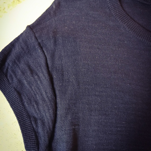 LOFT Navy short sleeve sweater - Picture 2 of 4
